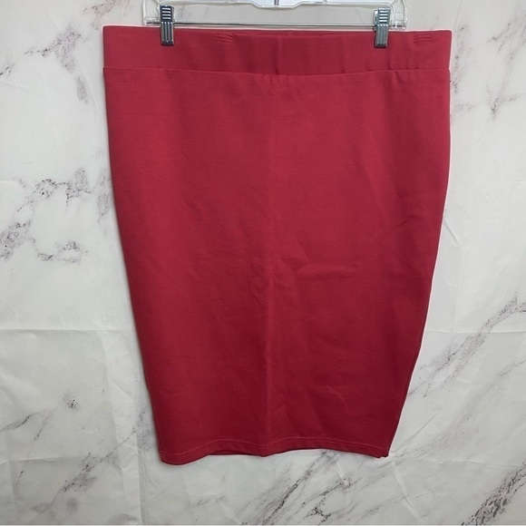 TORRID Premium Ponte Bodycon Pencil Midi Skirt - H29 - Picture 1 of 5